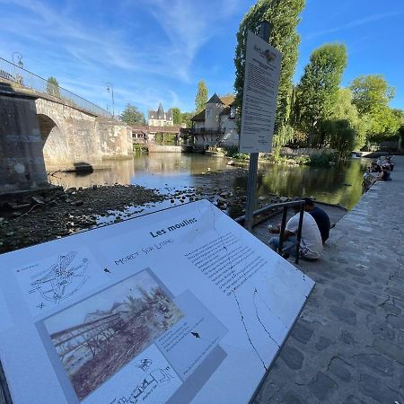 Les Pieds Dans L'Eau - Moret Centre 외부 사진